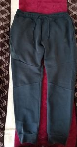 Nike tech fleece jogger XL Black